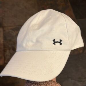 NEW Under armour WHITE HAT HEAT GEAR cap adjustable strap cotton Canvas Tennis